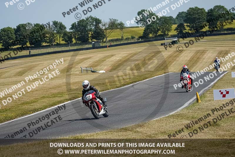 cadwell park;cadwell park photographs;cadwell trackday photographs;enduro digital images;event digital images;eventdigitalimages;peter wileman photography;racing digital images;trackday digital images;trackday photos